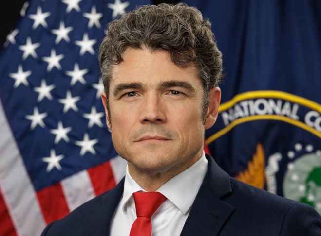 &Eta;&Pi;&Alpha;: &Pi;&alpha;&rho;&alpha;ί&tau;&eta;&sigma;&eta; &tau;&omicron;&upsilon; &delta;&iota;&epsilon;&upsilon;&theta;&upsilon;&nu;&tau;ή &tau;&omicron;&upsilon; &Kappa;έ&nu;&tau;&rho;&omicron;&upsilon; &Alpha;&nu;&tau;&iota;&tau;&rho;&omicron;&mu;&omicron;&kappa;&rho;&alpha;&tau;ί&alpha;&sigmaf; &mu;&epsilon; &kappa;&rho;&iota;&tau;&iota;&kappa;ή &sigma;&tau;&omicron;&nu; &Tau;&rho;&alpha;&mu;&pi;