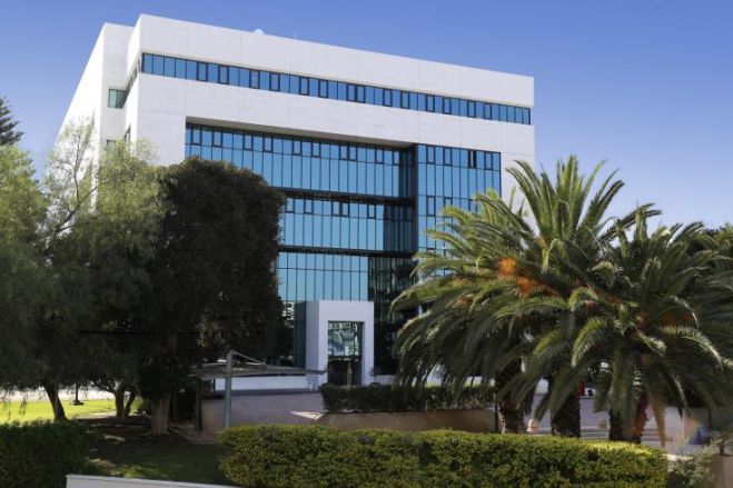 &Tau;&rho;ά&pi;&epsilon;&zeta;&alpha; &Kappa;ύ&pi;&rho;&omicron;&upsilon;: &Zeta;&eta;&mu;&iota;έ&sigmaf; &euro;553 &epsilon;&kappa;. &gamma;&iota;&alpha; &tau;&omicron; &epsilon;&nu;&nu;&iota;ά&mu;&eta;&nu;&omicron;