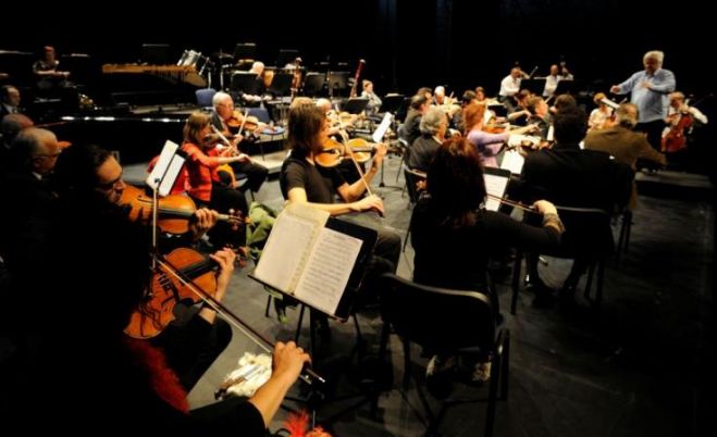 &Pi;&lambda;&omicron;ύ&sigma;&iota;&omicron; &tau;&omicron; &pi;&rho;ό&gamma;&rho;&alpha;&mu;&mu;&alpha; &tau;&omega;&nu; &pi;&omicron;&lambda;&iota;&tau;&iota;&sigma;&tau;&iota;&kappa;ώ&nu; &epsilon;&kappa;&delta;&eta;&lambda;ώ&sigma;&epsilon;&omega;&nu; &sigma;&tau;&eta;&nu; &Pi;ά&phi;&omicron; &kappa;&alpha;&iota; &tau;&omicron;&nu; &Iota;&alpha;&nu;&omicron;&upsilon;ά&rho;&iota;&omicron;