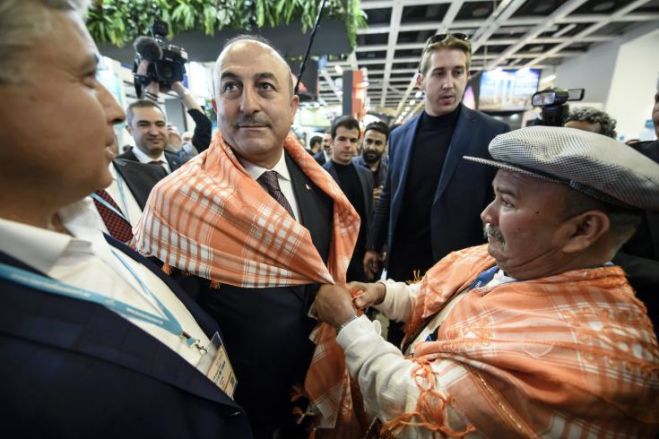 &ldquo;&Delta;&upsilon;&omicron; &chi;&omega;&rho;&iota;&sigma;&tau;&omicron;ί &lambda;&alpha;&omicron;ί&rdquo;, &sigma;&tau;&eta;&nu; &Kappa;ύ&pi;&rho;&omicron;...