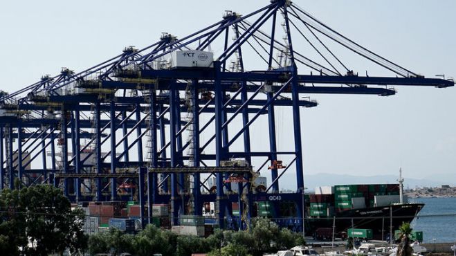 &Epsilon;&lambda;&lambda;ά&delta;&alpha;: &Phi;&omicron;&upsilon;&nu;&tau;ώ&nu;&epsilon;&iota; &eta; &alpha;&nu;&tau;&iota;&pi;&alpha;&rho;ά&theta;&epsilon;&sigma;&eta; &gamma;&iota;&alpha; &tau;&alpha; &lambda;&iota;&mu;ά&nu;&iota;&alpha; &kappa;&alpha;&iota; &tau;&iota;&sigmaf; &epsilon;&pi;&iota;&kappa;ί&nu;&delta;&upsilon;&nu;&epsilon;&sigmaf; &sigma;&upsilon;&mu;&phi;&omega;&nu;ί&epsilon;&sigmaf; &tau;&eta;&sigmaf; &kappa;&upsilon;&beta;έ&rho;&nu;&eta;&sigma;&eta;&sigmaf;